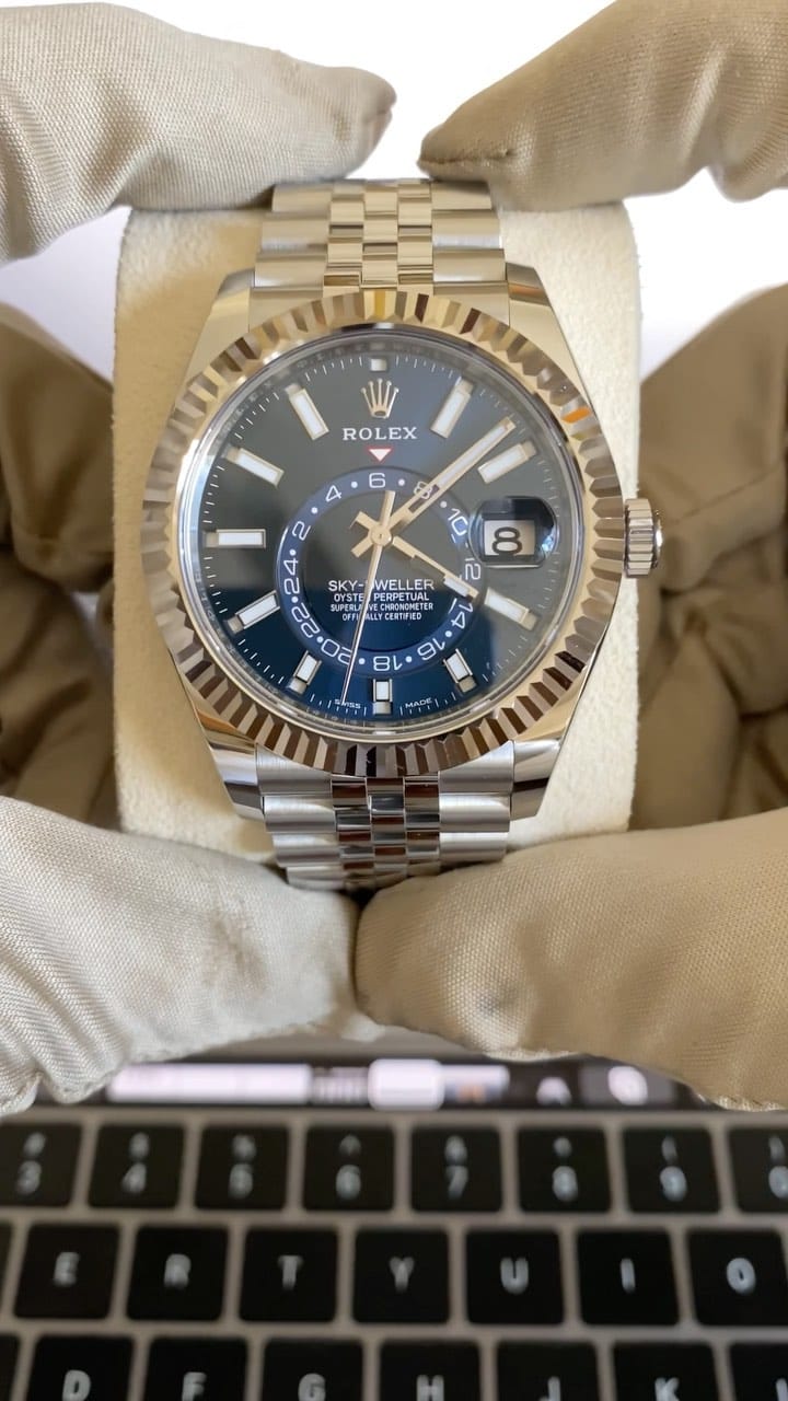 Post 8 by WRiST & CO. on Instagram (video)