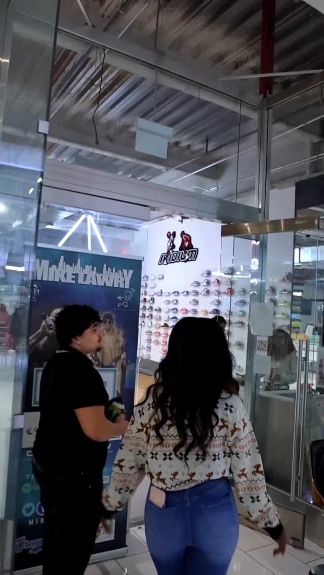 Post 6 by Iridium on Instagram (video)