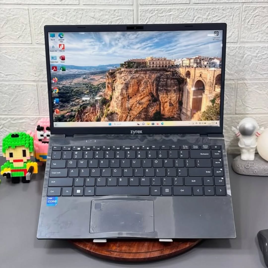 Post 4 by PUSAT LAPTOP MURAH JOGJA on Instagram (carousel)