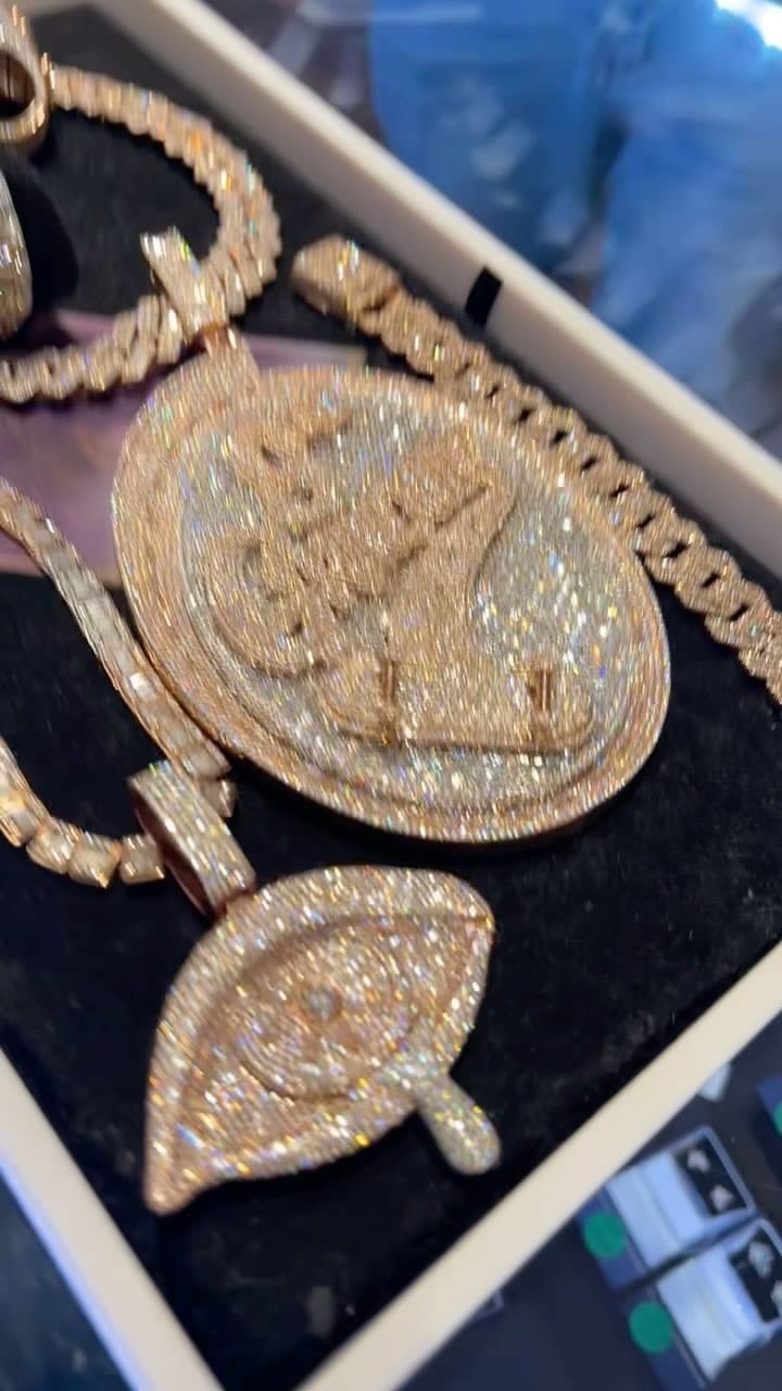 Post 10 by Designers Diamond Custom Jewelry on Instagram (video)