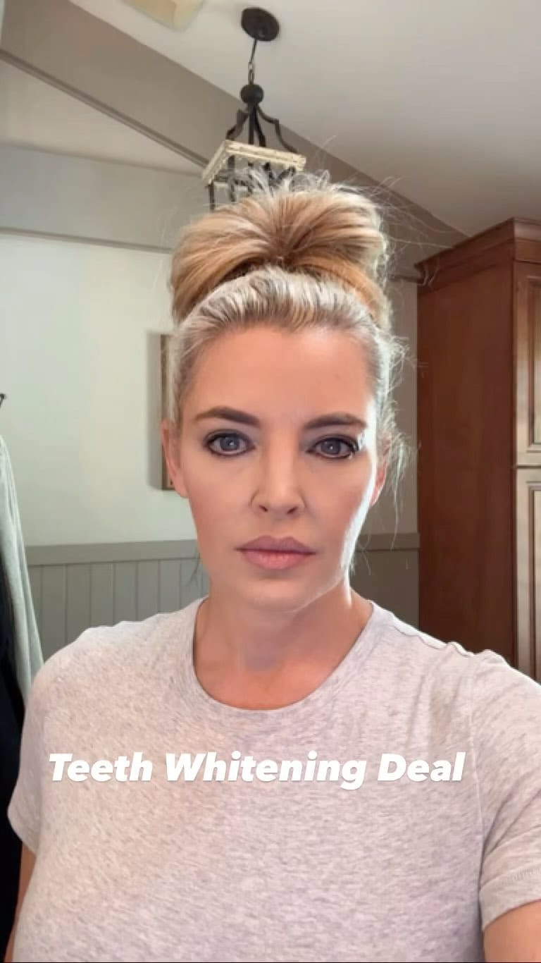 Post 5 by 𝙶𝙰𝙳𝙶𝙴𝚃 𝙶𝙸𝚁𝙻 on Instagram (video)