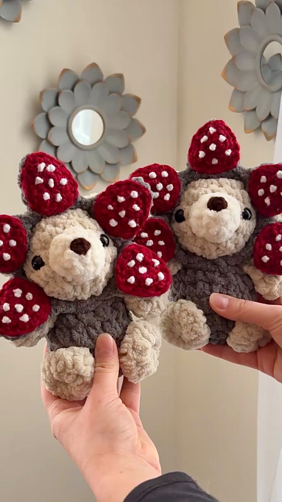 Post 4 by Scarlet’s Stitchery est. 2018 on Instagram (video)