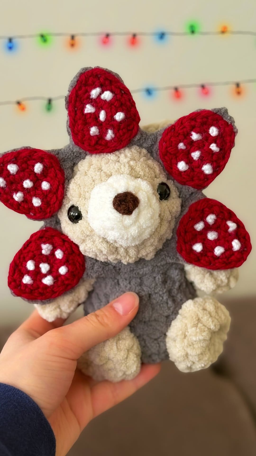 Post 2 by Scarlet’s Stitchery est. 2018 on Instagram (video)