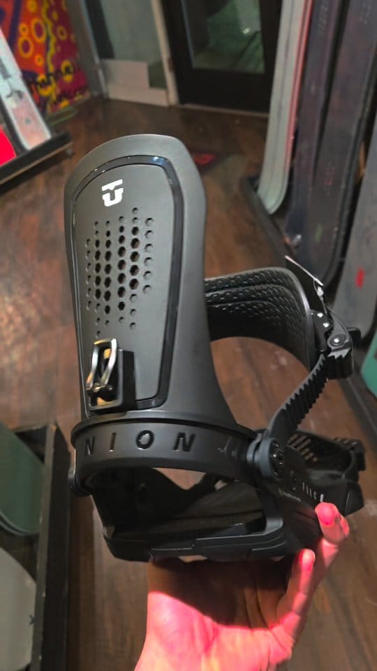 Post 9 by Motion Boardshop on Instagram (video)