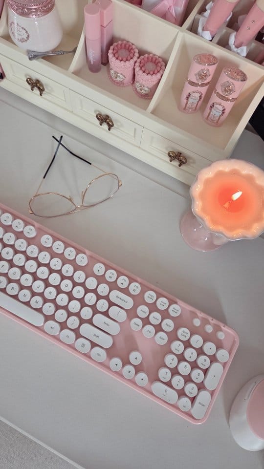 Post 3 by 𝔻𝕖𝕤𝕚𝕘𝕟 𝔹𝕪 𝕄𝕒𝕣𝕚𝕒 on Instagram (video)