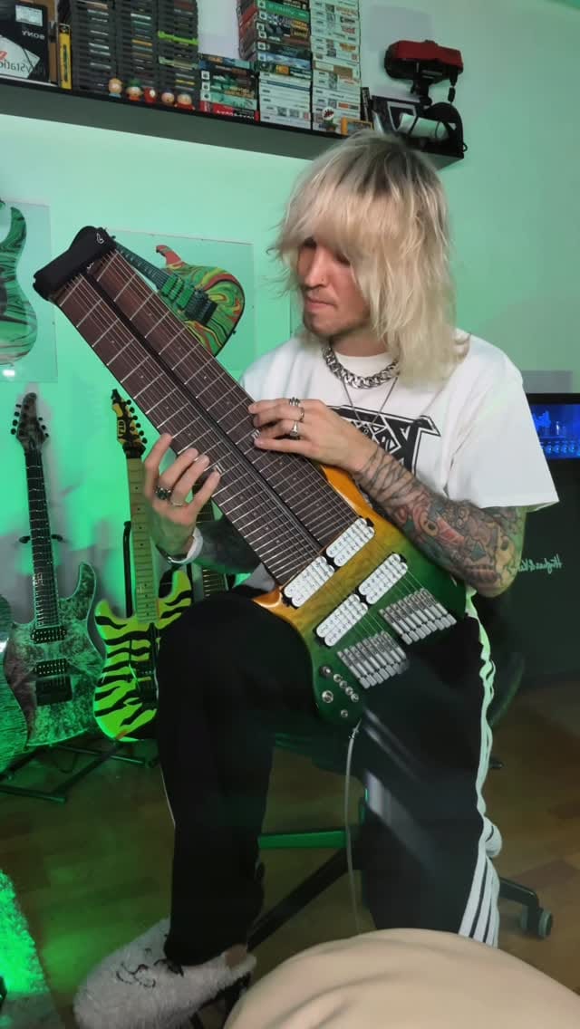 Post 9 by FM Guitars on Instagram (video)