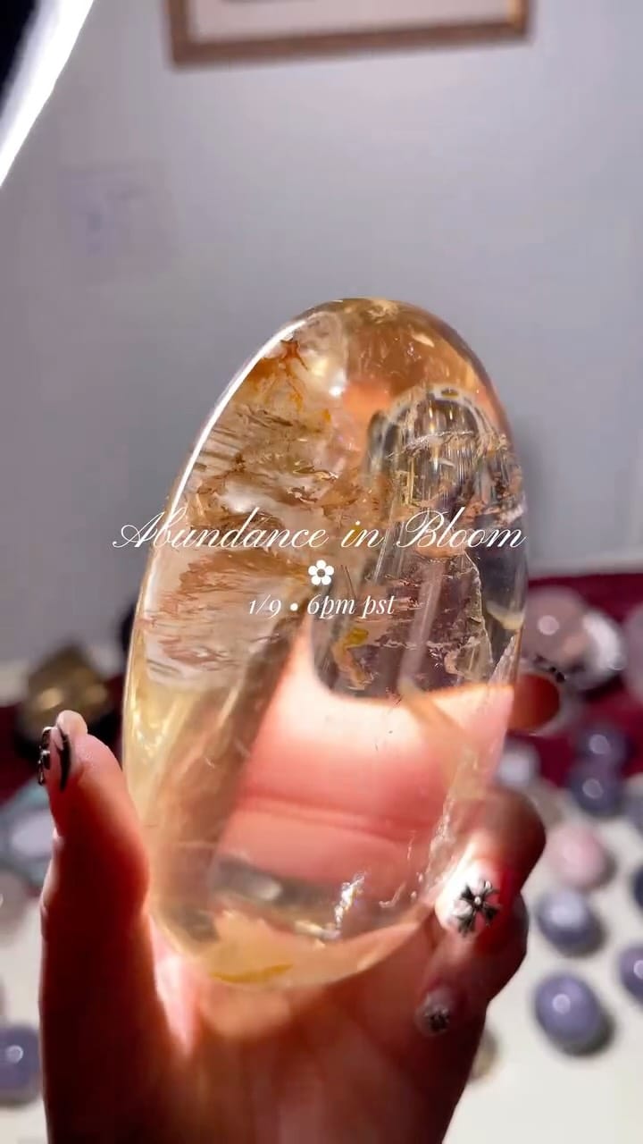 Post 1 by ⭒ Sarida Crystals 𐦍 ⭒ on Instagram (video)