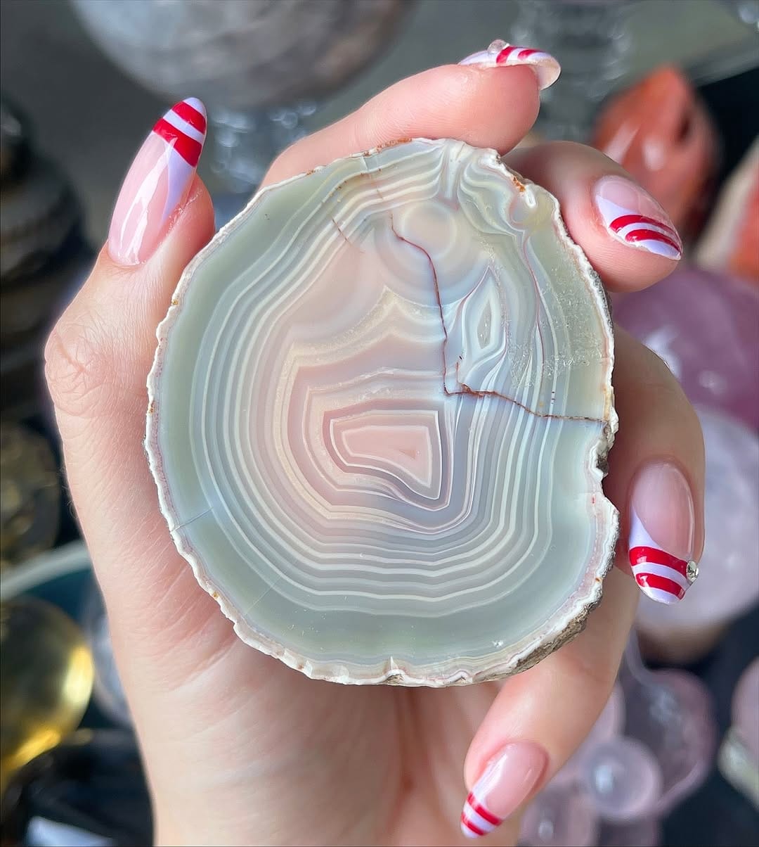 Post 7 by ⭒ Sarida Crystals 𐦍 ⭒ on Instagram (carousel)