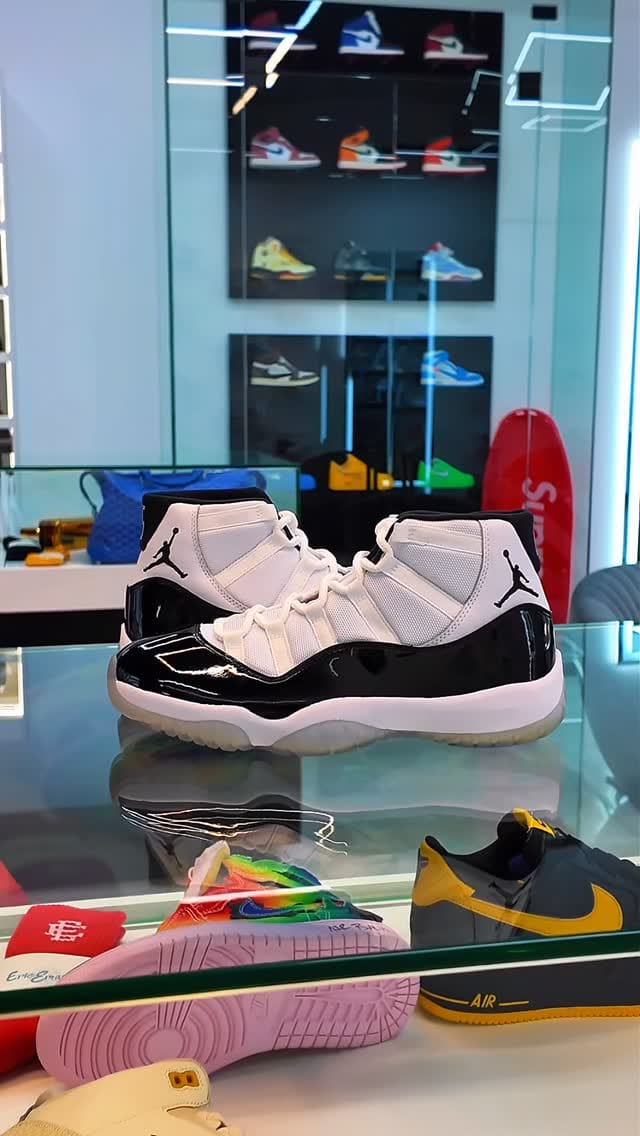 Post 6 by Triplesss.com on Instagram (video)