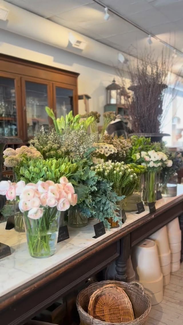 Post 9 by White Flower on Instagram (video)