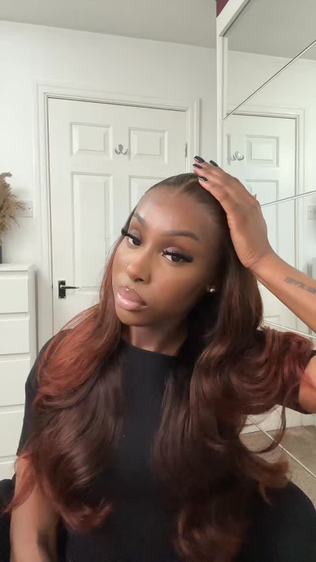 Post 6 by D V H S💋 on Instagram (video)