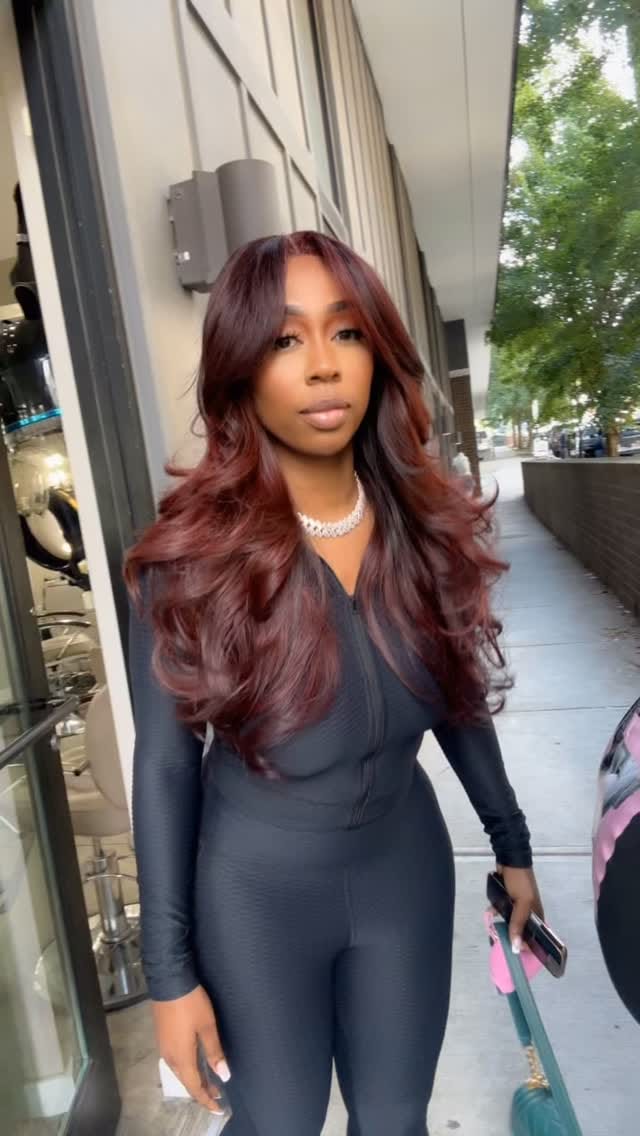 Post 1 by D V H S💋 on Instagram (video)