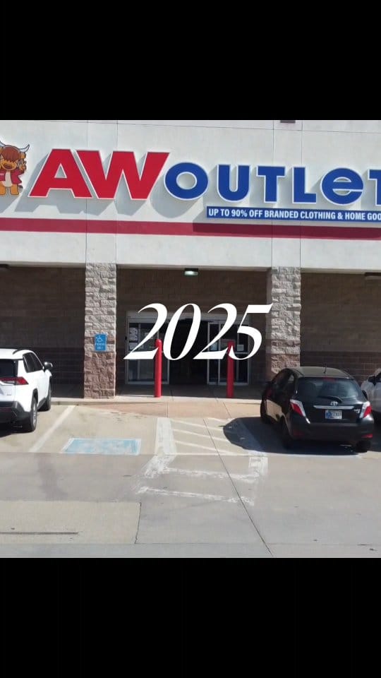 Post 4 by AW Outlet on Instagram (video)