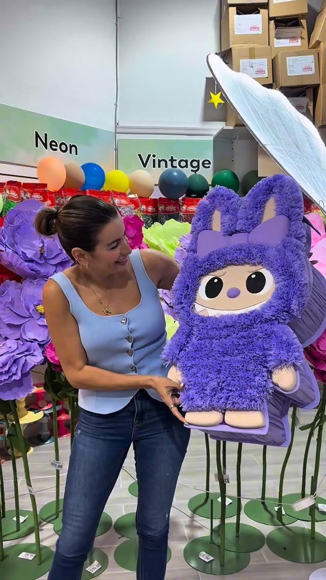 Post 9 by Everything | party supplies | crafts | party decoration on Instagram (video)