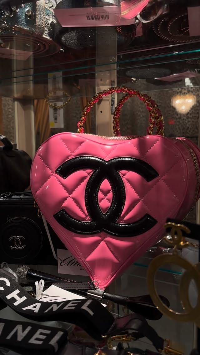 Post 9 by UmaLu Vintage by Uma & Luca on Instagram (video)