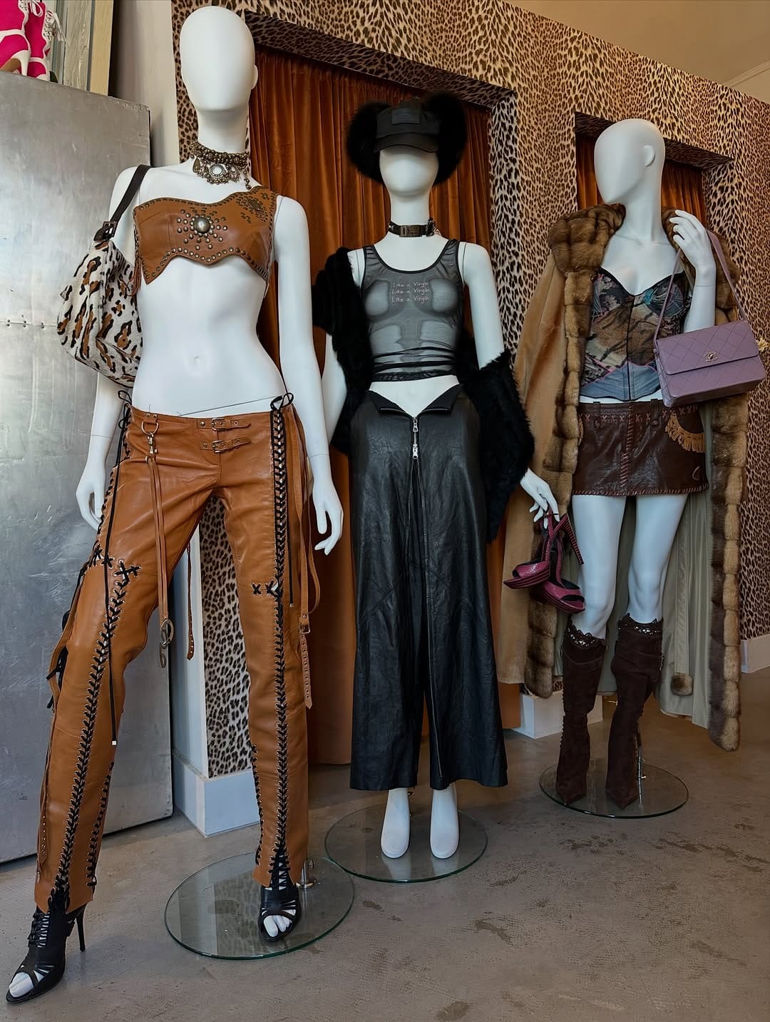 Post 1 by UmaLu Vintage by Uma & Luca on Instagram (carousel)