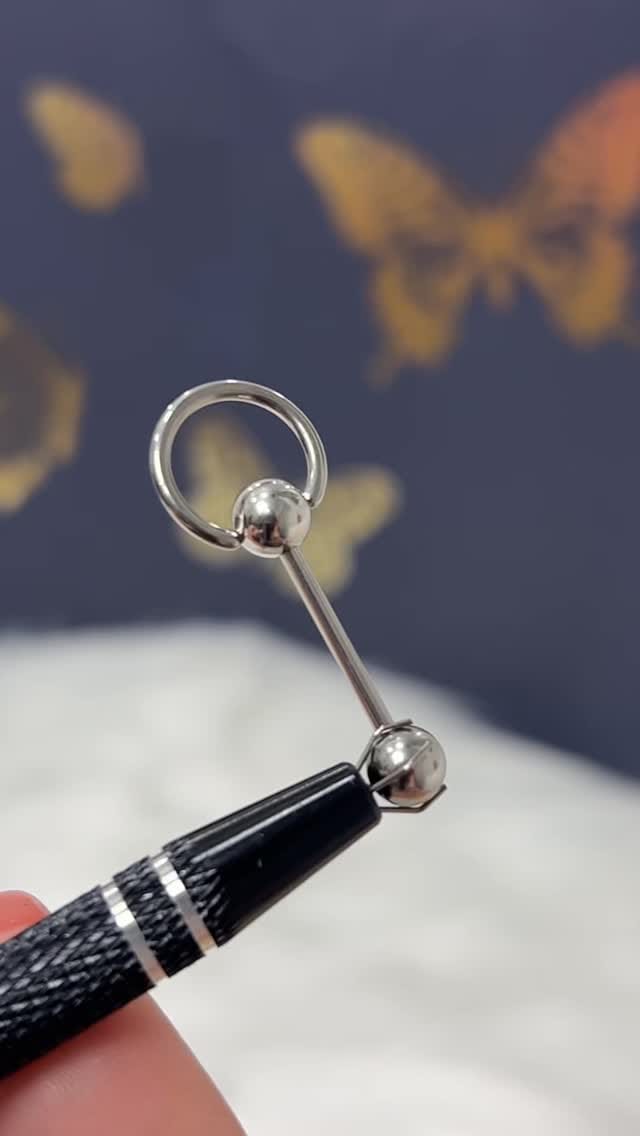 Post 2 by Bodyjewelry.com on Instagram (video)