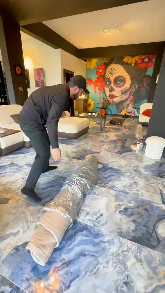 Post 1 by Loominology Custom Made Rugs on Instagram (video)