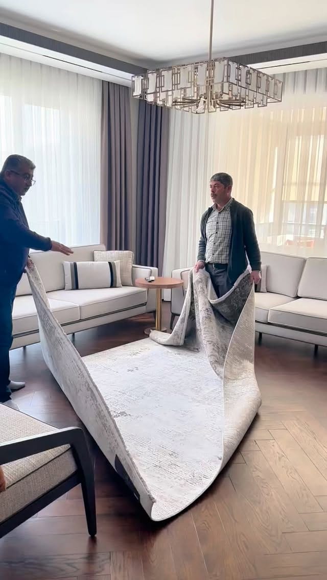 Post 5 by Loominology Custom Made Rugs on Instagram (video)
