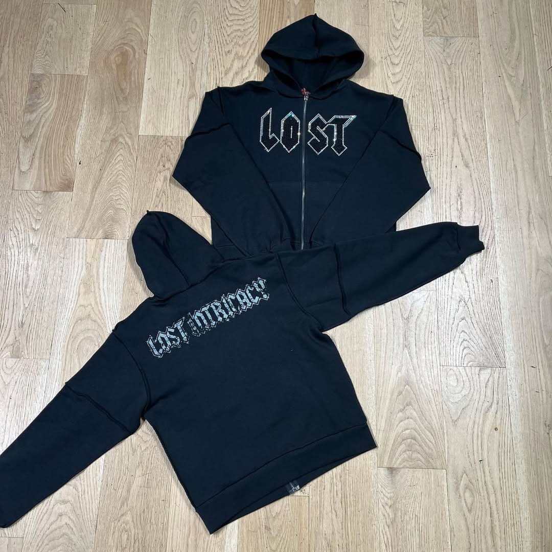 Post 7 by VAULT NEW YORK on Instagram (carousel)