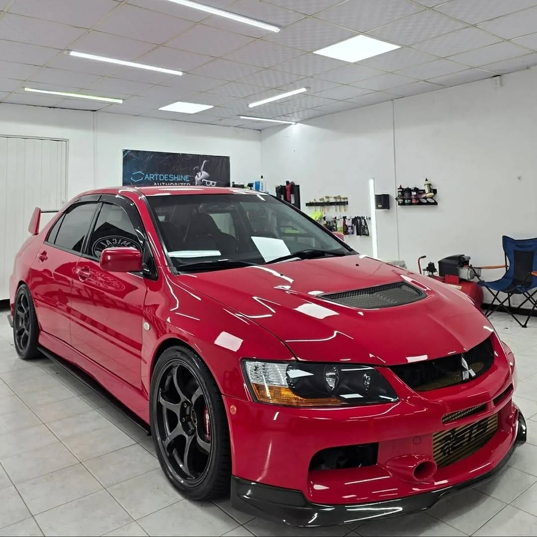 Post 6 by evo.us on Instagram (carousel)