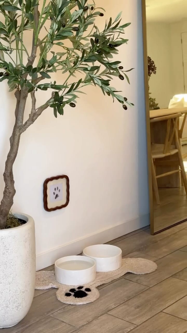 Post 8 by Styledwithjordan on Instagram (video)