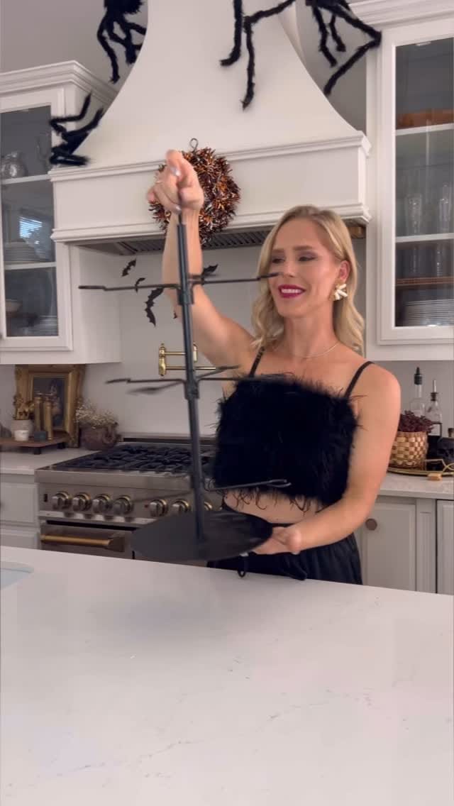 Post 8 by Sarah Foster on Instagram (video)