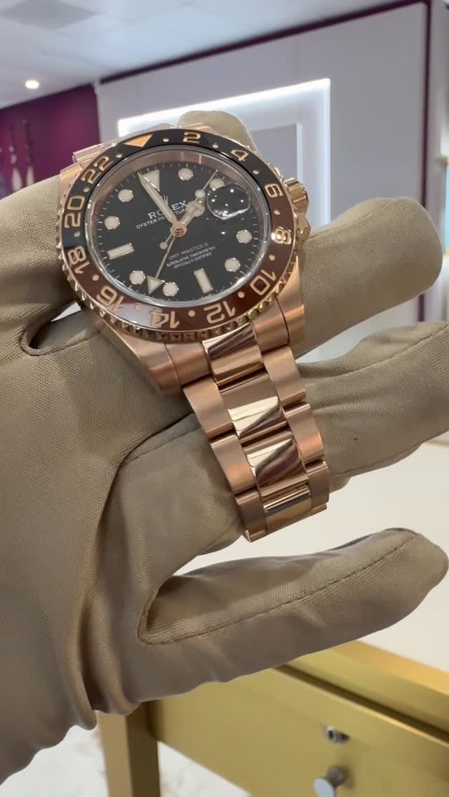 Post 8 by The Prince of Gold on Instagram (video)