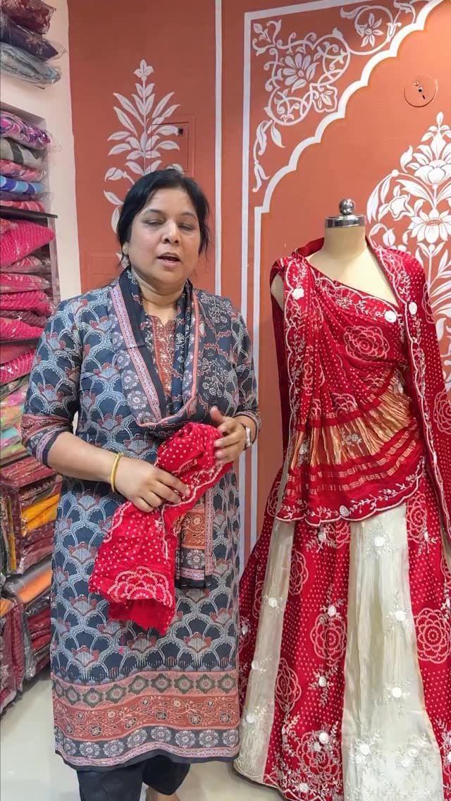 Post 1 by Shree Balaji Sarees Jaipur on Instagram (video)