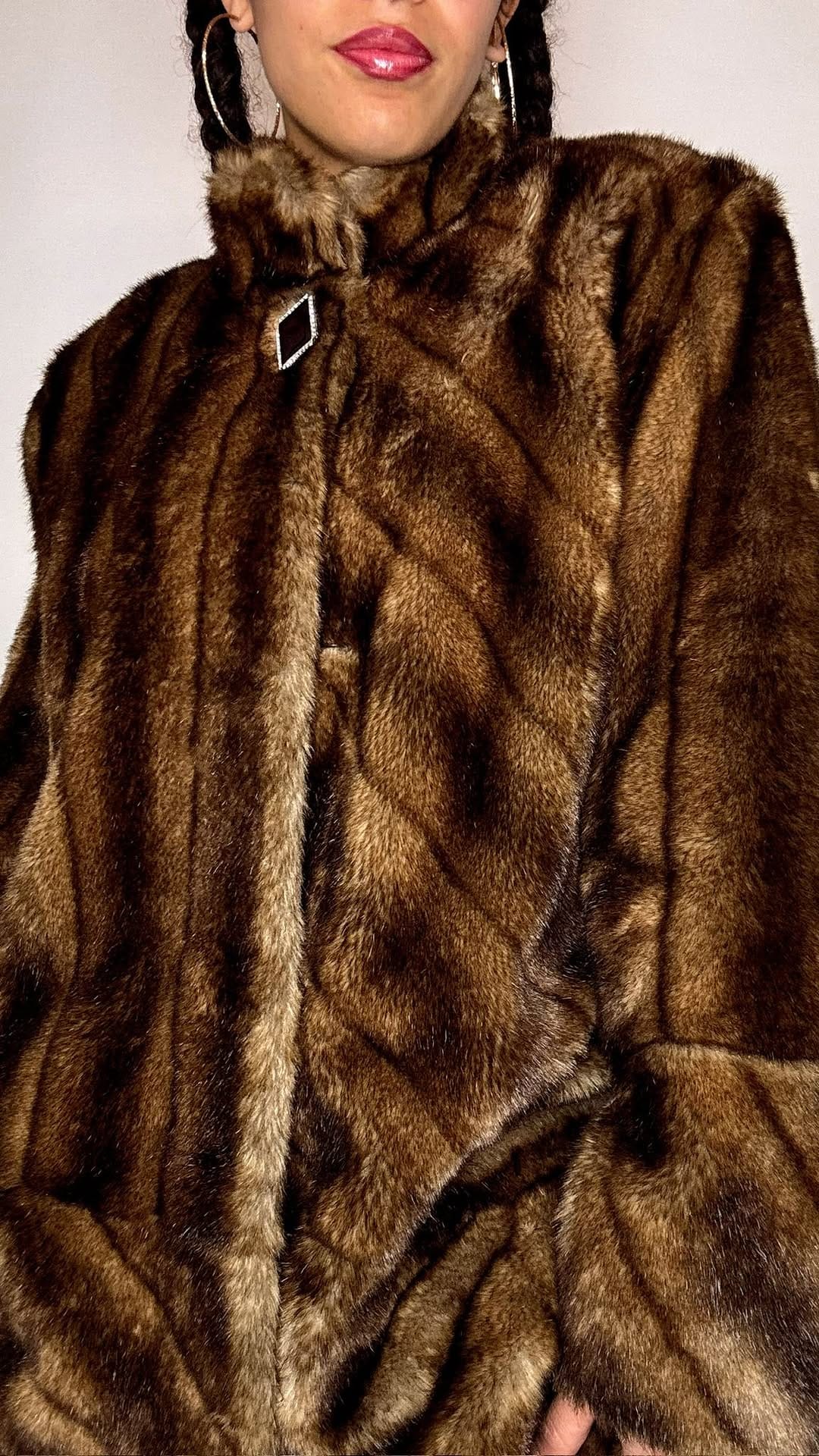 Post 5 by Fripsquare 🇨🇭 vintage store on Instagram (video)