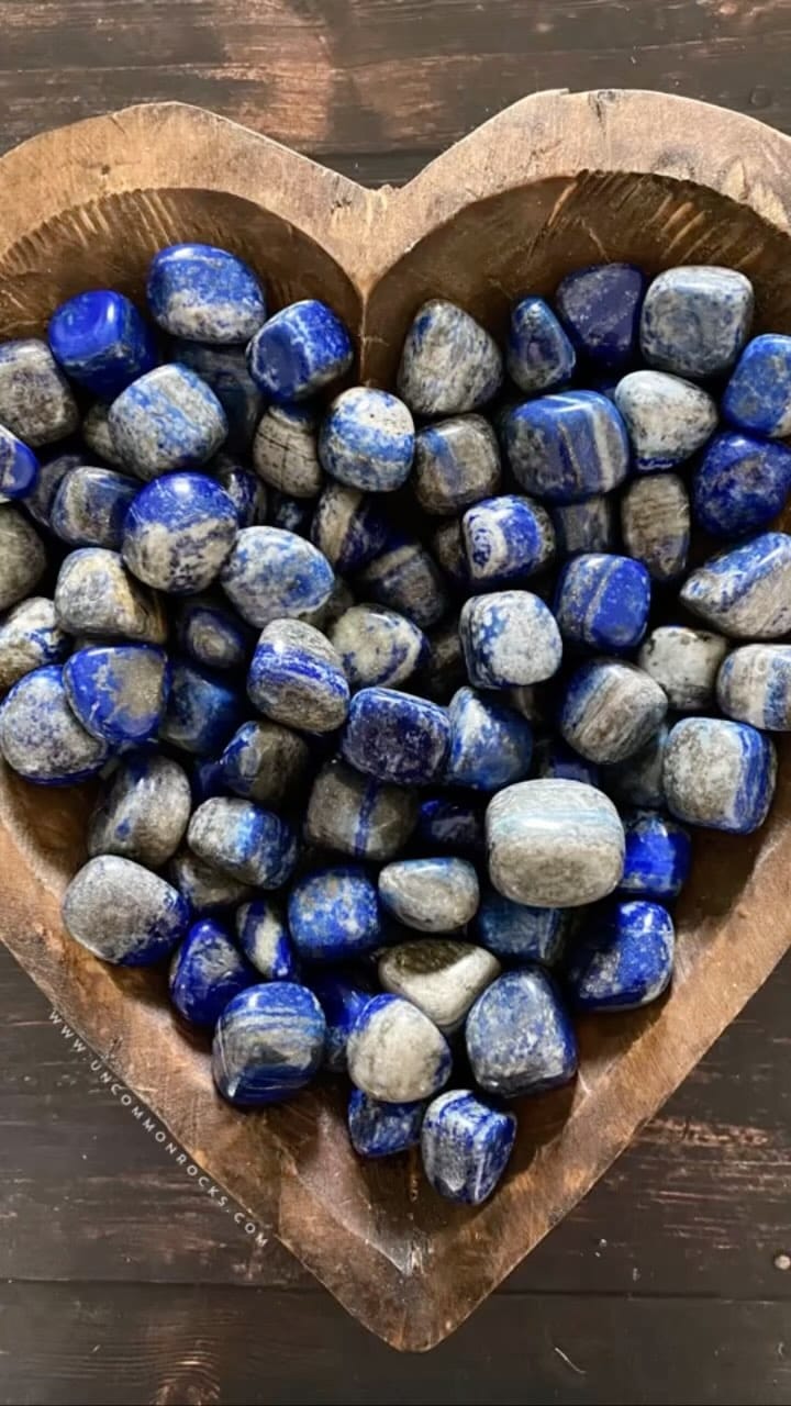 Post 8 by Uncommon Rocks on Instagram (video)