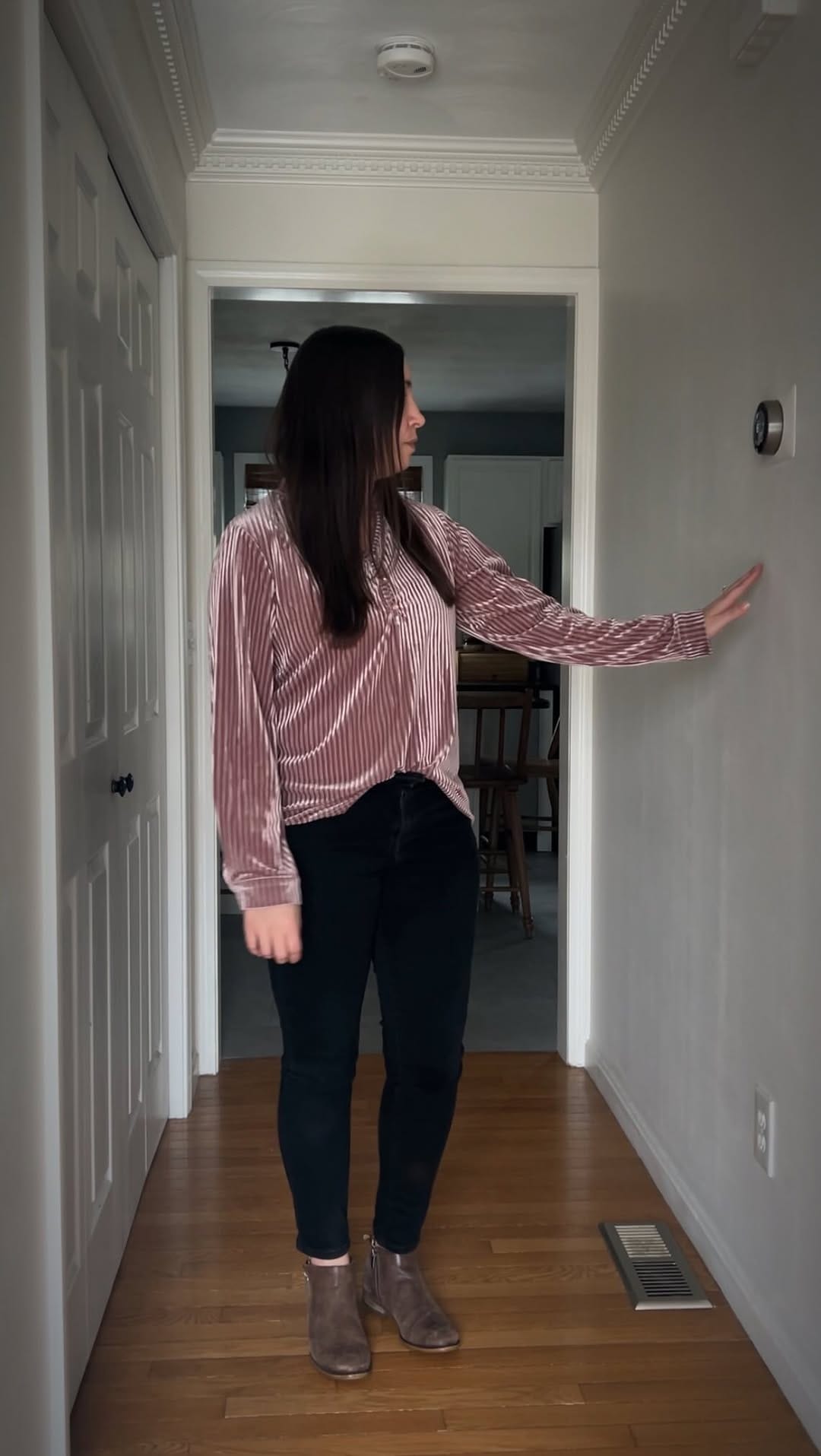 Post 8 by Susan Maz on Instagram (video)