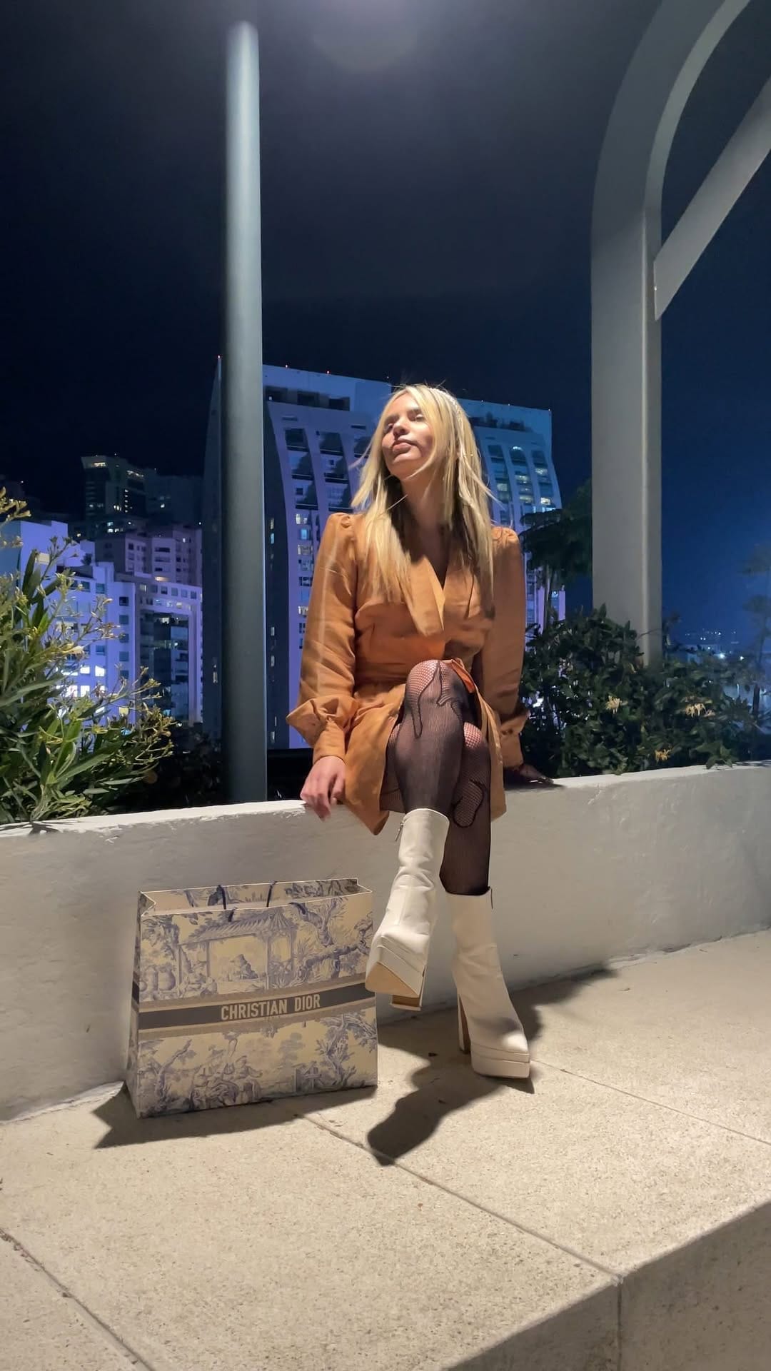 Post 7 by Misanta.mx | Zapatos | Sneakers on Instagram (video)