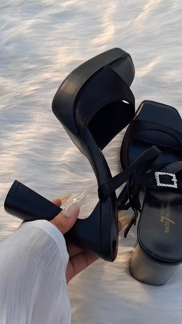 Post 9 by Fashion Riviera on Instagram (video)