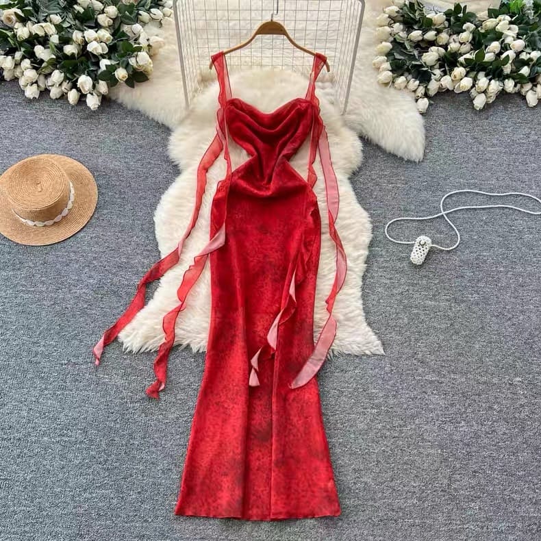 Post 5 by Fashion Riviera on Instagram (carousel)
