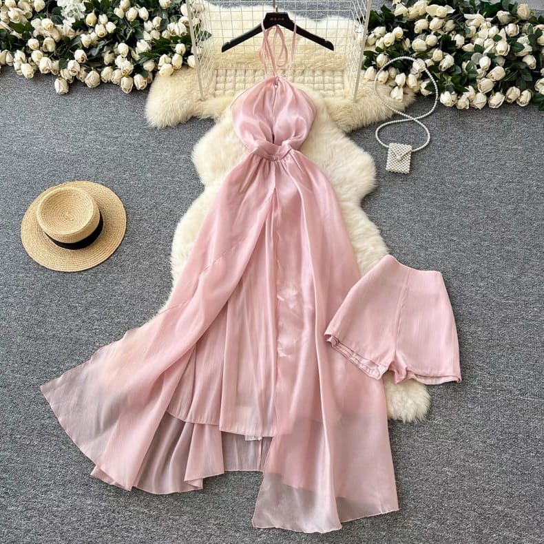 Post 6 by Fashion Riviera on Instagram (carousel)