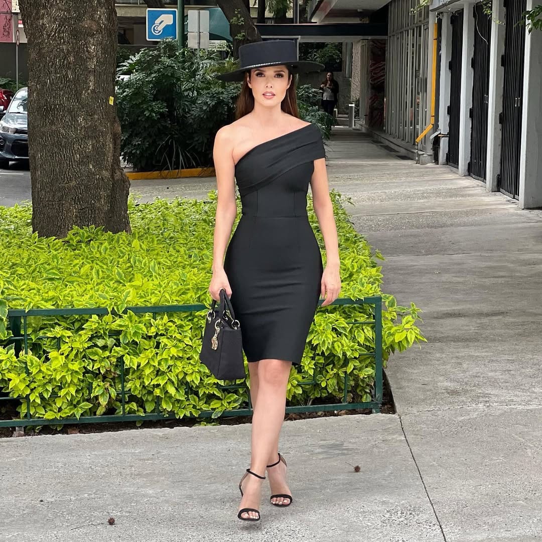 Post 5 by Marlene Favela Fashion on Instagram (carousel)