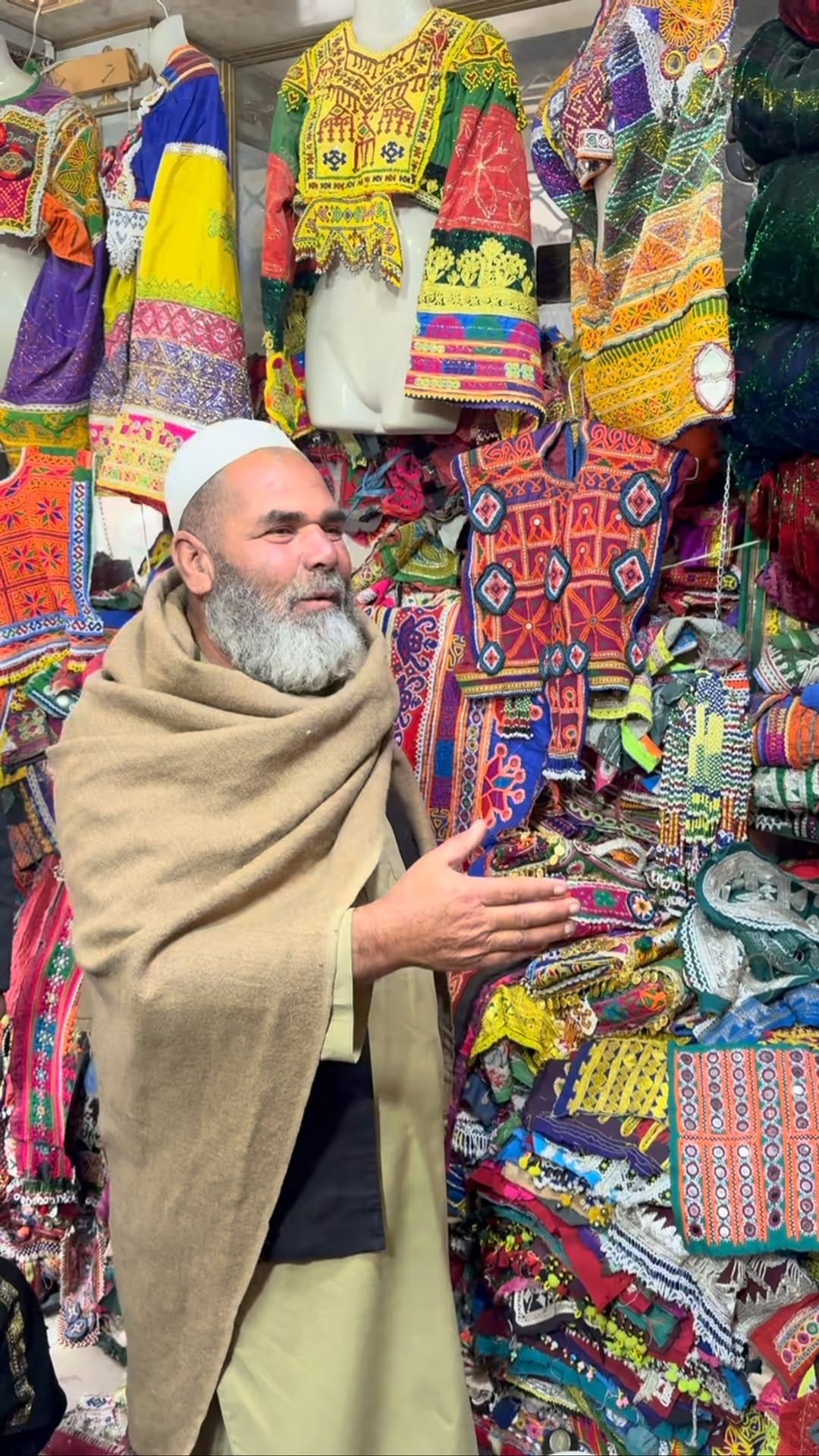 Post 3 by Afghani Style on Instagram (video)