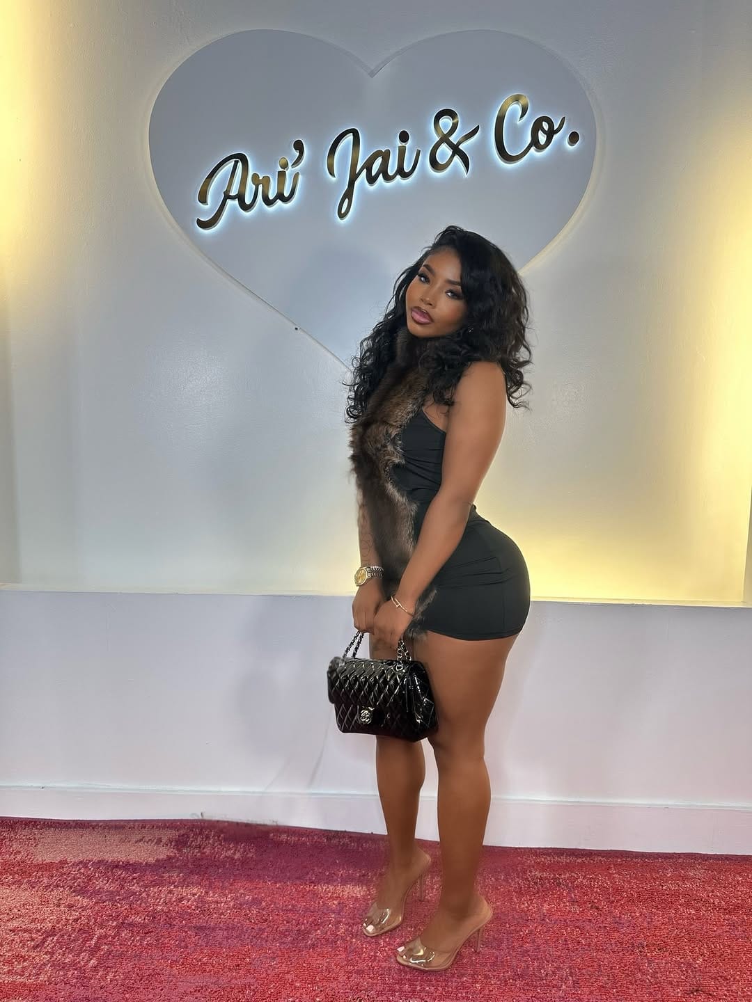 Post 8 by Ari’Jai & Co. Boutique on Instagram (carousel)