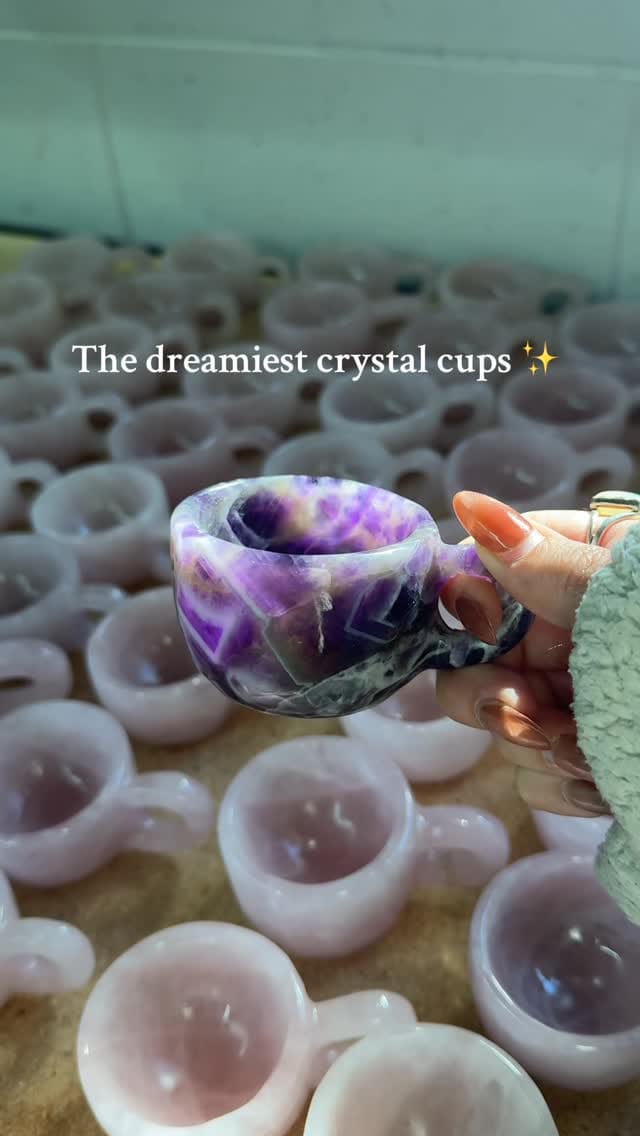 Post 4 by Sapphire & Sage on Instagram (video)