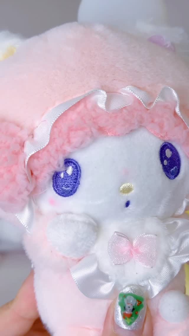 Post 6 by Suteki Gifts on Instagram (video)