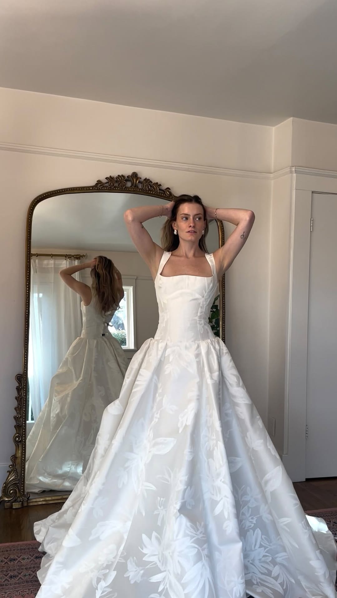 Post 3 by The Dress Theory Bridal Shop on Instagram (video)