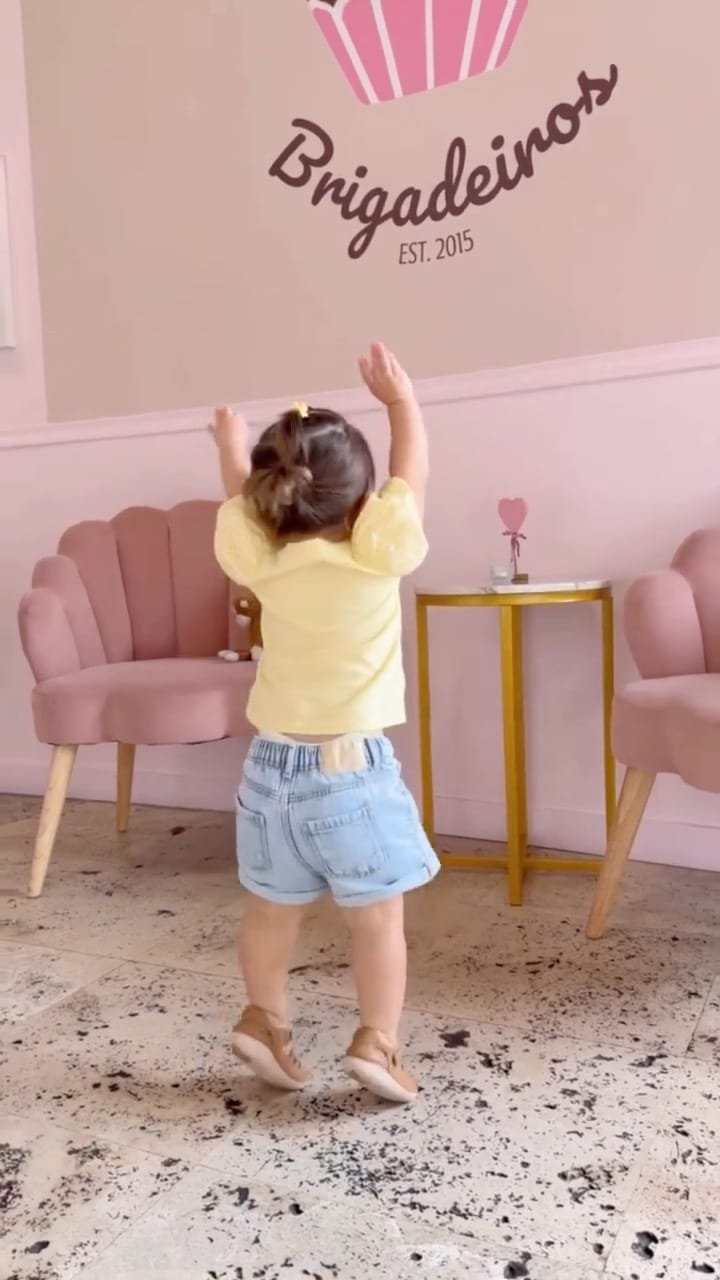 Post 10 by OH MY GOSH Brigadeiros® | Chocolate Gifts on Instagram (video)