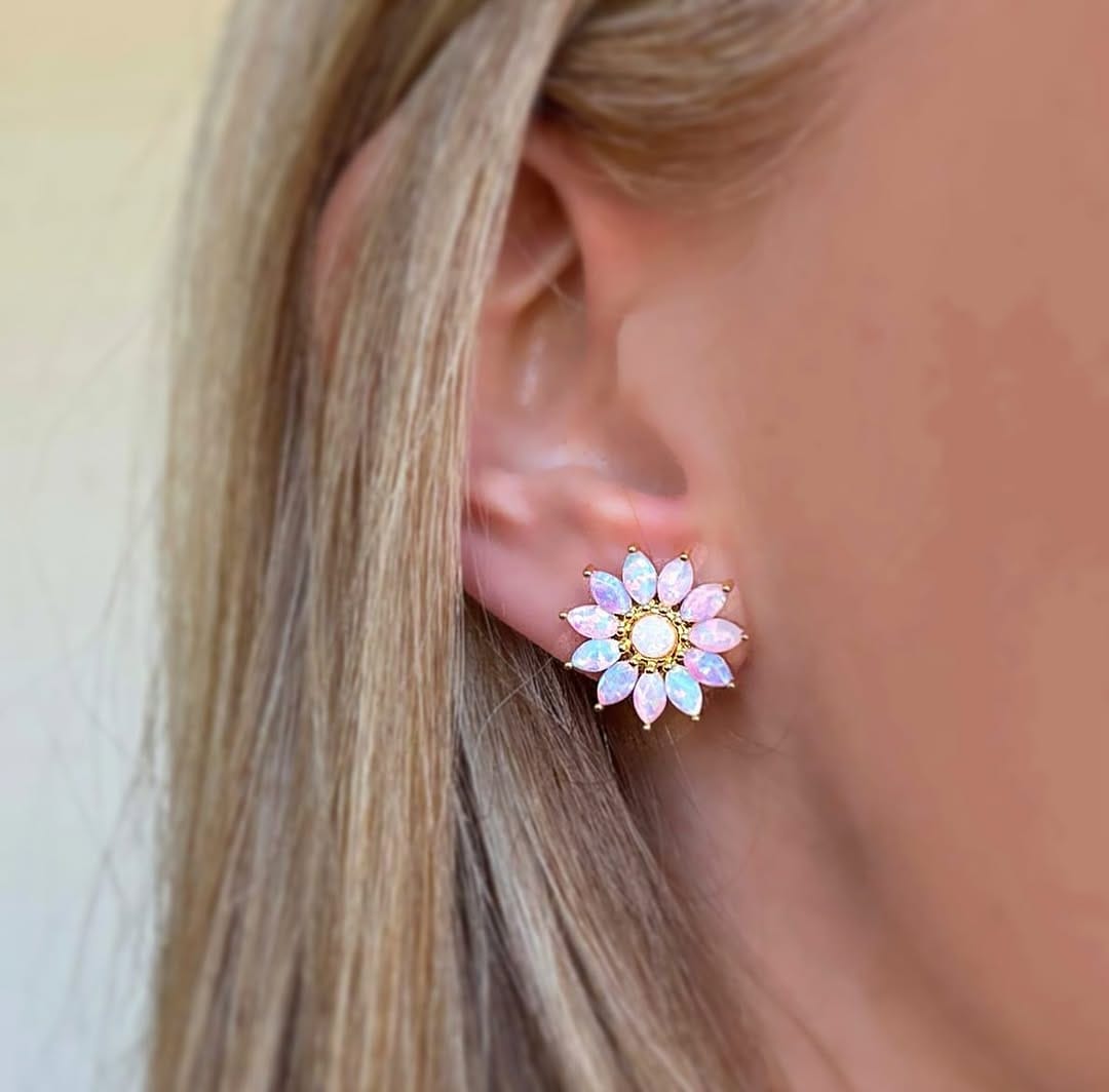 Post 6 by 💫 La Kaiser Jewelry 💫 on Instagram (carousel)