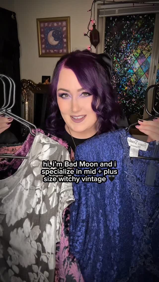 Post 7 by 𝖇𝖆𝖉 𝖒𝖔𝖔𝖓 🔮 plus size vintage on Instagram (video)