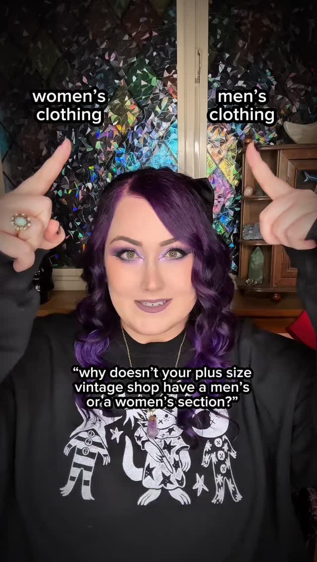 Post 6 by 𝖇𝖆𝖉 𝖒𝖔𝖔𝖓 🔮 plus size vintage on Instagram (video)