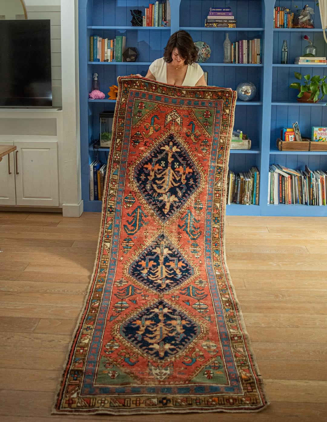 Post 7 by Laura Ellington | The Southern Loom Vintage Rugs on Instagram (image)