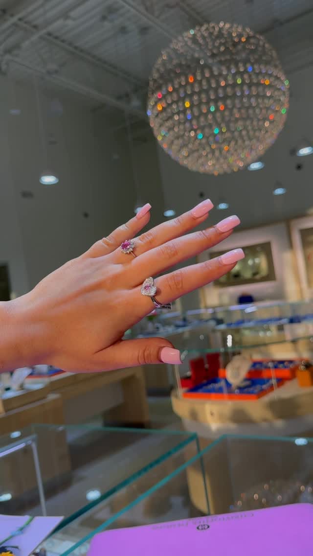 Post 4 by Capri Jewelers Arizona on Instagram (video)