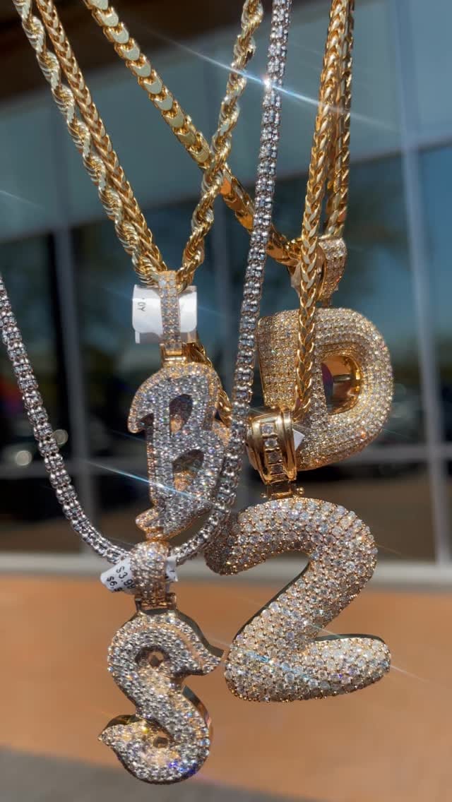 Post 7 by Capri Jewelers Arizona on Instagram (video)