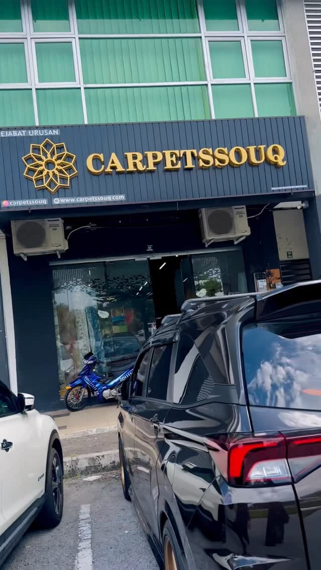 Post 2 by @carpetssouq on Instagram (video)